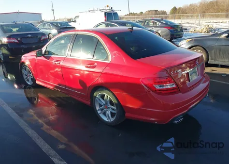 2013 Mercedes-Benz C 300 Sport 4Matic from USA, damaged, VIN WDDGF8AB9DA789377